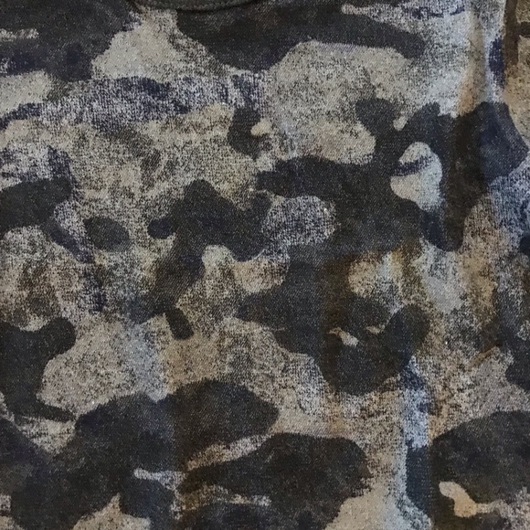 NWT | Long Sleeve tee - Picture 4 of 5